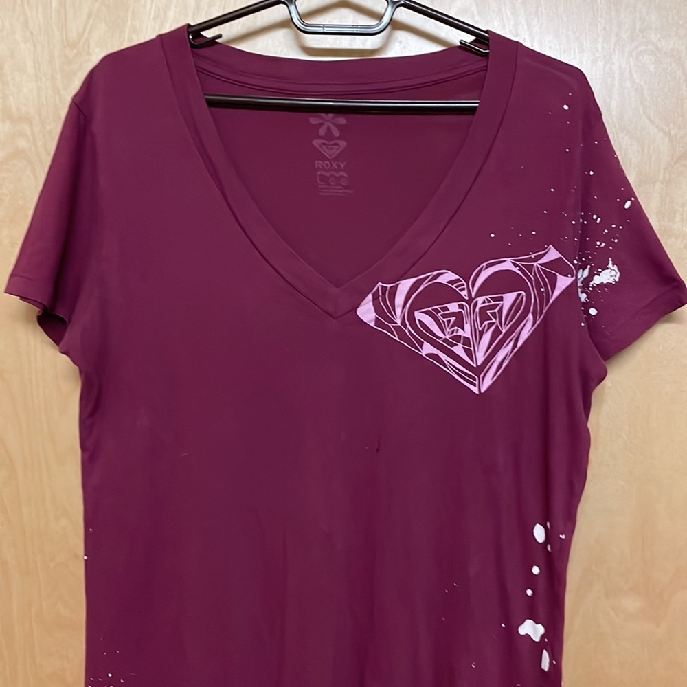 Vintage ROXY, purple, V-neck, short sleeved shirt. Made in USA. Not faded. Sz. L